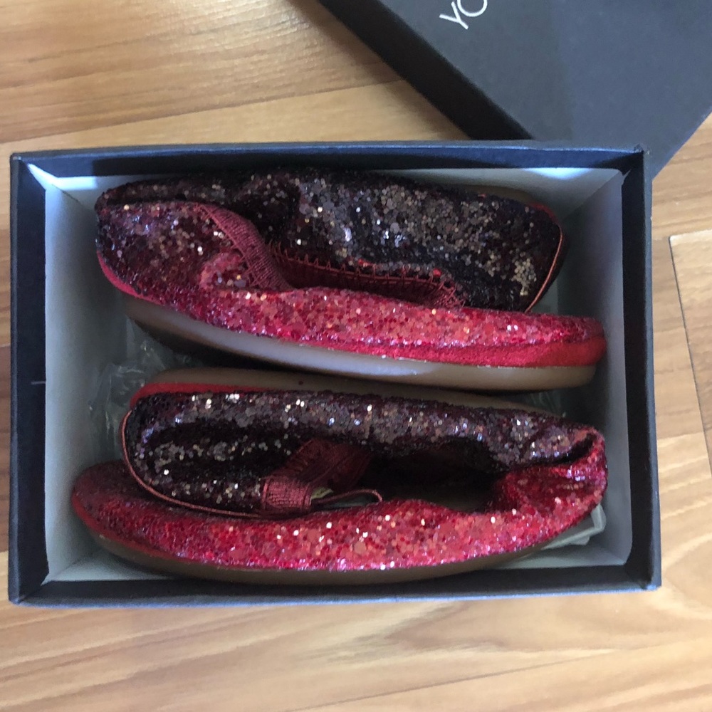 Yosi Samari red glitter brick oxidized shoes 10